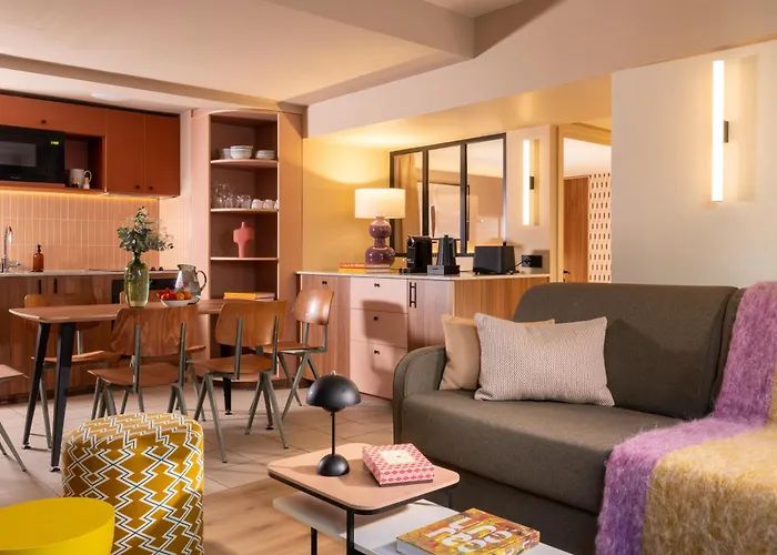 Yuna Montmartre - Aparthotel Paris